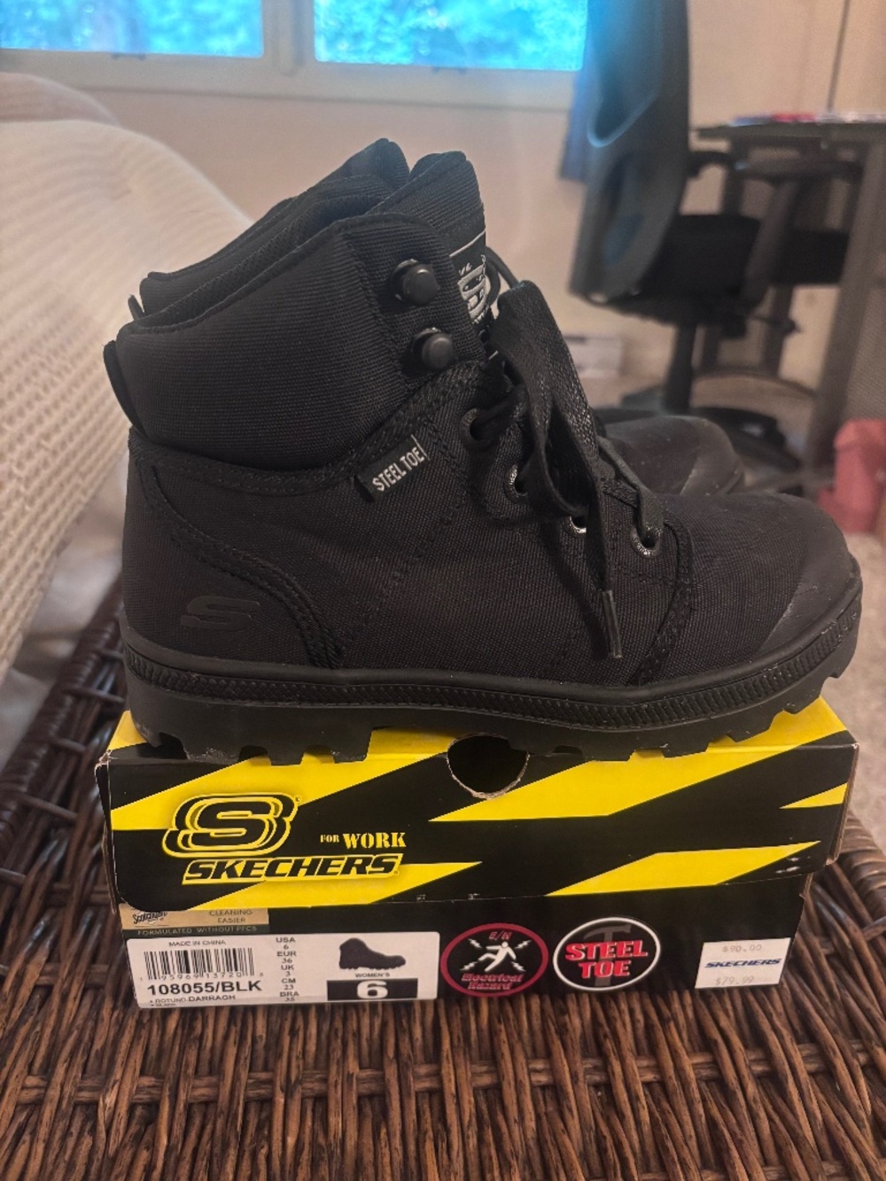 Skechers steel toed work boots